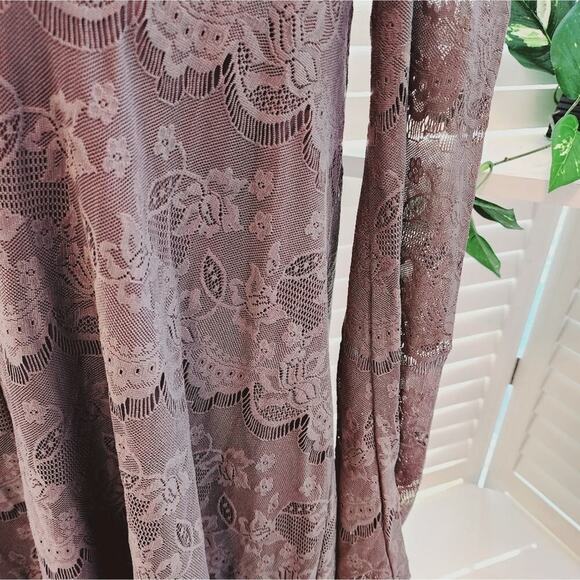 Altar'd State Gray Lace Tunic Short Casual Dress Size Small - Picture 3 of 9